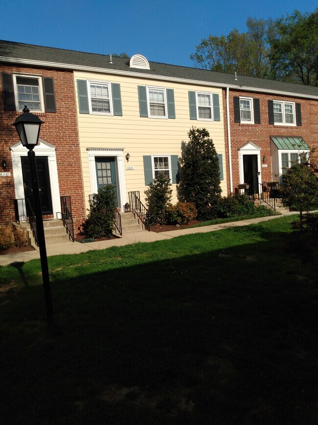6639 Fairfax Rd Rentals in Bethesda, MD