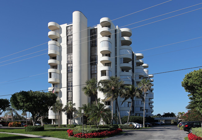 Coastal House Condos in Delray Beach, FL - Building Photo - Building Photo