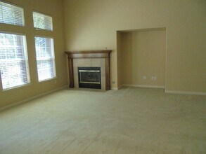 4518 Avondale Cir in Fairfield, CA - Building Photo - Building Photo