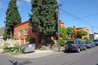 Seis Casitas in Portland, OR - Building Photo - Building Photo