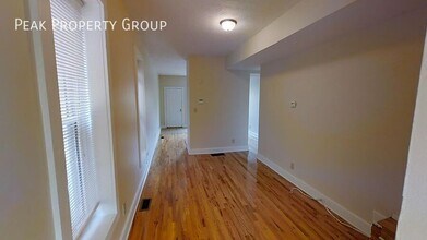 1375 Indianola Ave in Columbus, OH - Building Photo - Building Photo