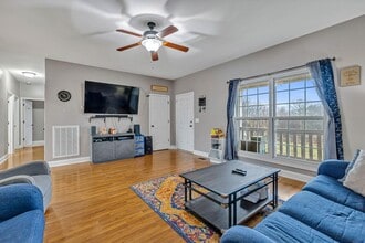 6015 Hwy 76 E in Springfield, TN - Building Photo - Building Photo