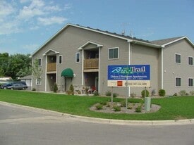 819 Francis St in Faribault, MN - Building Photo