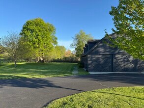 55 Still Meadow Rd in Sharon, CT - Building Photo - Building Photo