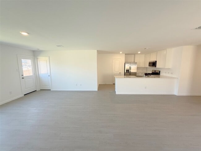 property at 505 Robin Ct