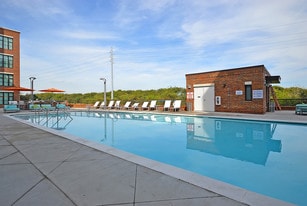 930 NoMo in Charleston, SC - Building Photo