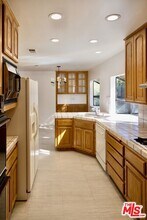 1228 Peck Dr in Los Angeles, CA - Building Photo - Building Photo