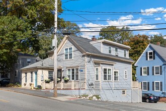 20 Railroad Ave in Rockport, MA - Building Photo - Building Photo