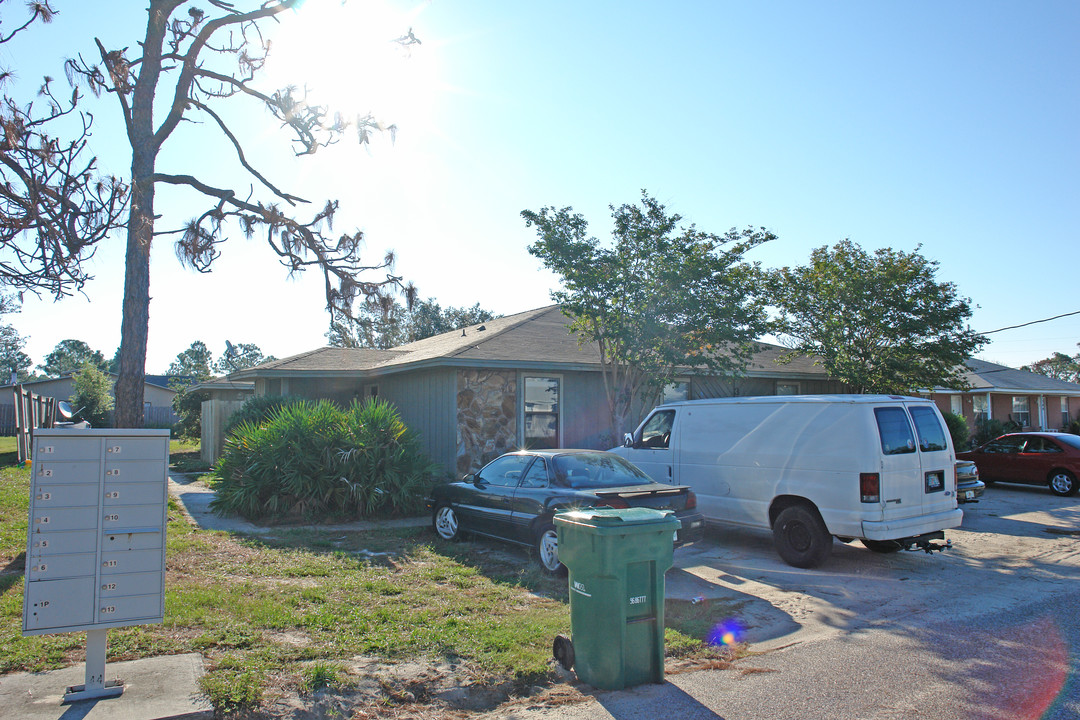 3351 Green Briar Cir in Gulf Breeze, FL - Building Photo