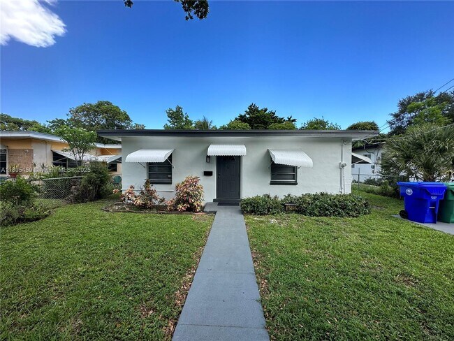 5515 NW 6th Ave in Miami, FL - Building Photo - Building Photo
