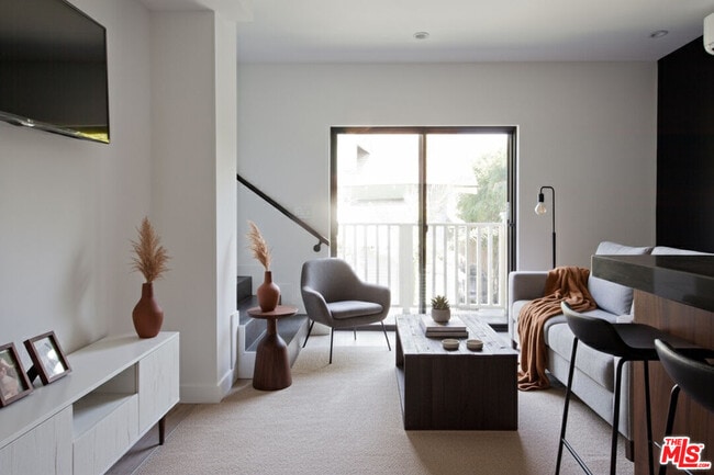 property at 1238 W 30th St