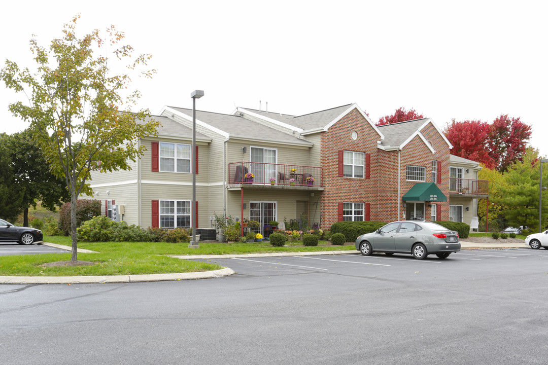 Stone Glenn Apartments in State College, PA - Building Photo