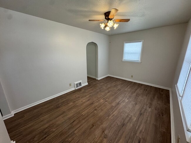 919 S 25th St in Fort Dodge, IA - Building Photo - Building Photo