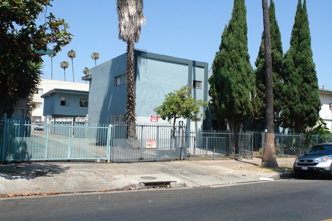 967 S Westmoreland Ave in Los Angeles, CA - Building Photo - Building Photo