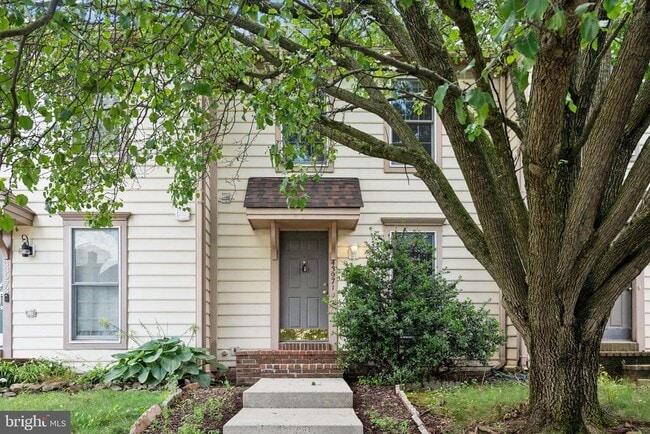 property at 43971 Kitts Hill Terrace
