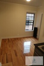 426 W Briar Pl in Chicago, IL - Building Photo - Building Photo