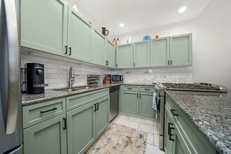 1760 W Wrightwood Ave in Chicago, IL - Building Photo - Building Photo