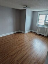 239 Long Ln in Upper Darby, PA - Building Photo - Building Photo