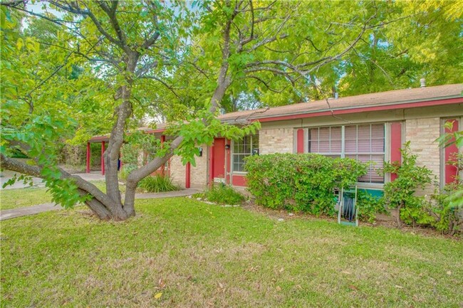 1502 Braes Ridge Dr-Unit -Unit #A in Austin, TX - Building Photo - Building Photo