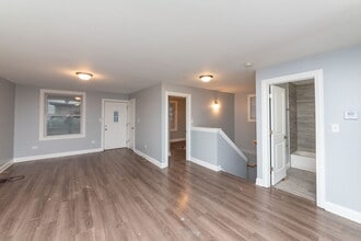 18247 Roy St in Lansing, IL - Building Photo - Building Photo