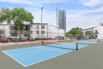 4400 Memorial Dr in Houston, TX - Foto de edificio - Building Photo