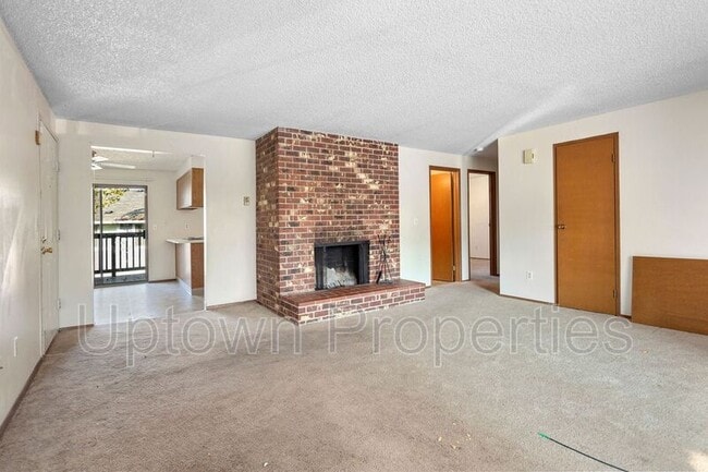 5660 SW 180th Ave