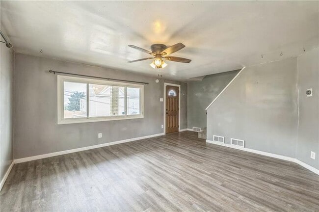 2318 Eccles St in Pittsburgh, PA - Building Photo - Building Photo