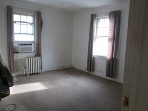 2025 Ostwood Terrace in Union, NJ - Building Photo - Building Photo