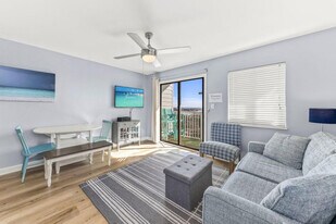 405 Plantation Rd in Gulf Shores, AL - Building Photo