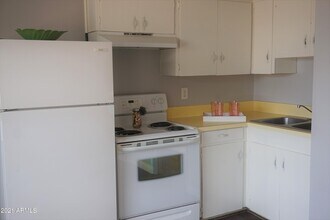 216 N Canyon Dr-Unit -2 in Sierra Vista, AZ - Building Photo - Building Photo