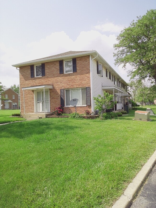 147 Hemlock St in Park Forest, IL - Building Photo - Building Photo