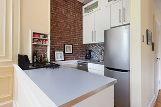 244 Beacon St in Boston, MA - Building Photo - Building Photo