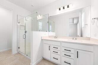 4333 Efendi Dr in Lantana, FL - Building Photo - Building Photo