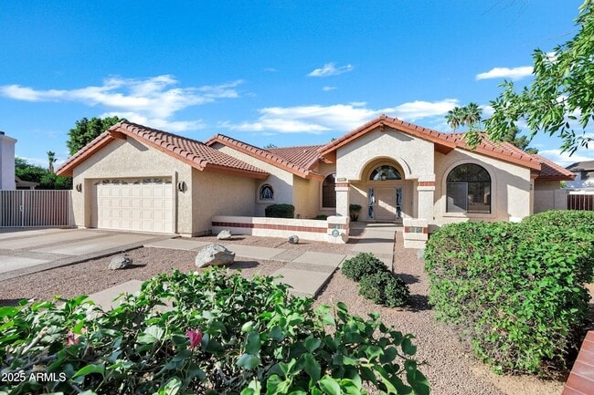322 E Gary Cir in Mesa, AZ - Building Photo - Building Photo