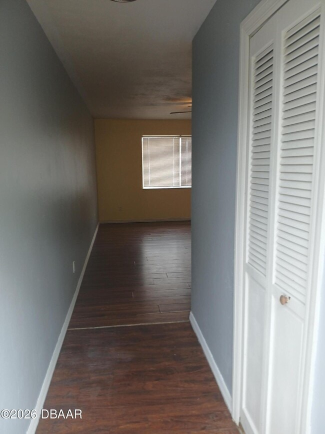 2002 S Palmetto Ave in South Daytona, FL - Building Photo - Building Photo