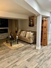7730 S Marshfield Ave in Chicago, IL - Building Photo - Building Photo