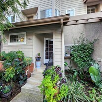 26286 Hanover Ln in Laguna Hills, CA - Building Photo