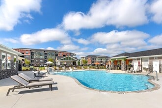 Hawthorne at the Crest in Ooltewah, TN - Foto de edificio - Building Photo