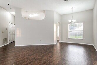 1176 Countrywind Dr in Apopka, FL - Building Photo - Building Photo