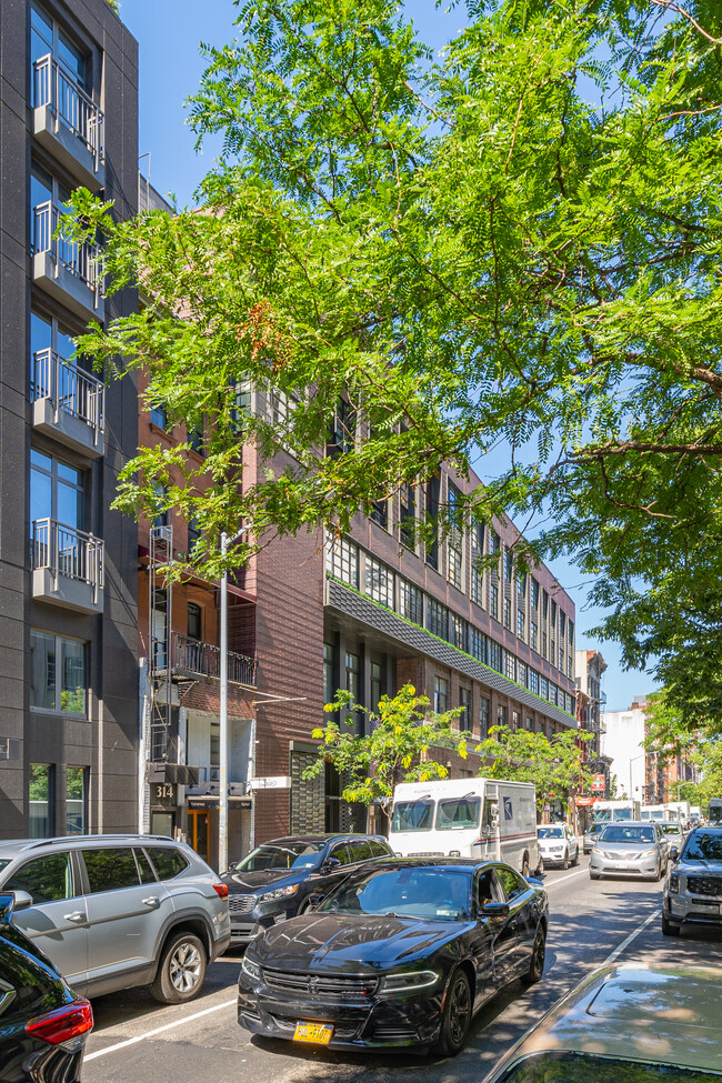 The Sorting House in New York, NY - Foto de edificio - Building Photo