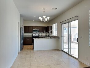 7901 Rustic Canyon Ct in Las Vegas, NV - Building Photo - Building Photo