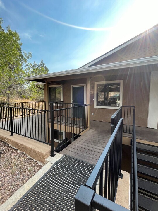 1001 E Goodwin St in Prescott, AZ - Building Photo