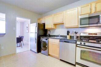 1515 Richmond Hwy in Arlington, VA - Building Photo - Building Photo