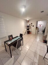 1513 SE 26th Ter in Homestead, FL - Building Photo - Building Photo