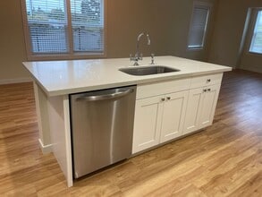 8730 8th Pl NE in Lake Stevens, WA - Building Photo - Building Photo