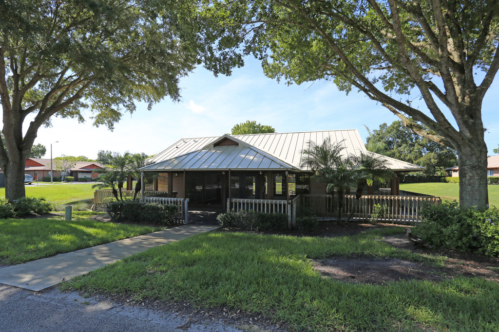 Cottage Court Apartments In Port Richey, Fl 