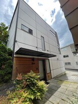 7814 Stroud Ave N in Seattle, WA - Building Photo