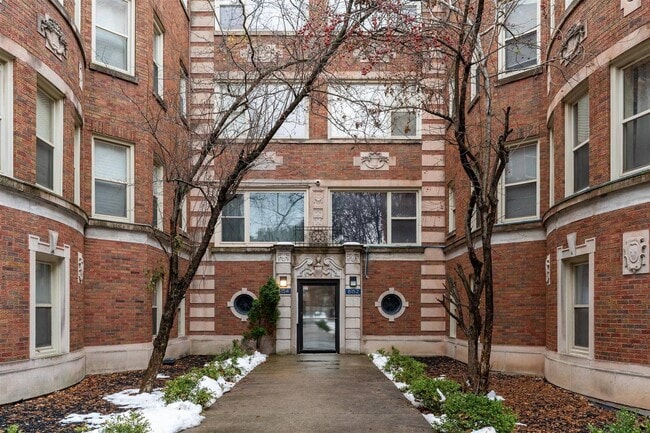 8154 S Drexel Ave in Chicago, IL - Building Photo - Building Photo