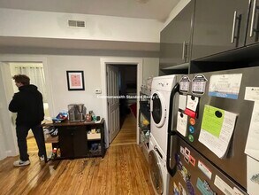 25 Marney St, Unit 3 in Cambridge, MA - Building Photo - Building Photo