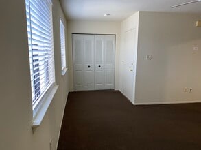 1022 Gum Pl, Unit 1022B Gum Place in Huntingdon Valley, PA - Building Photo - Building Photo